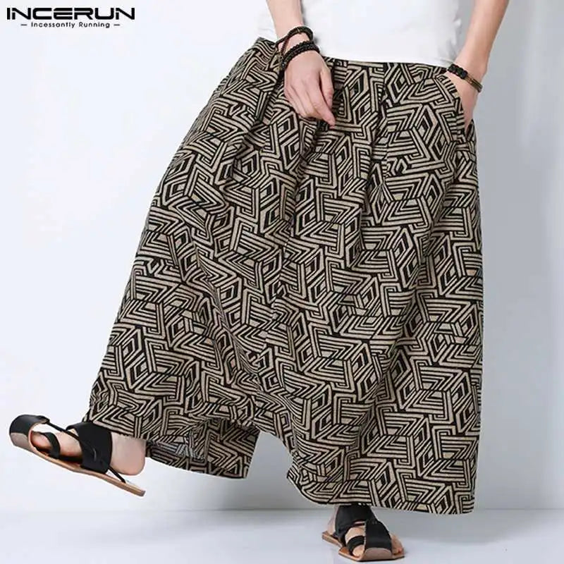 pantalons-chinois-homme-coupe-l-che