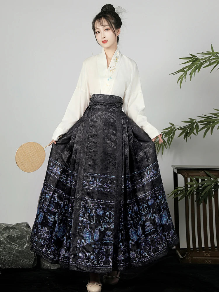 robe-chinoise-brodee-automne