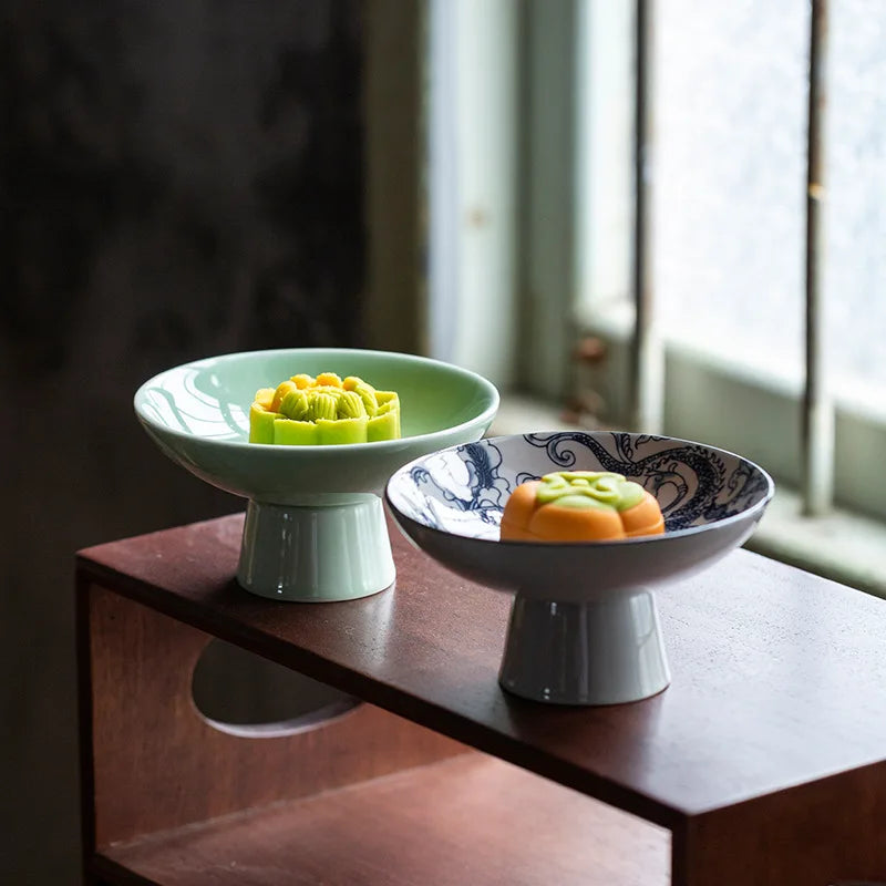 assiettes-chinoises-plateau-pied-haut