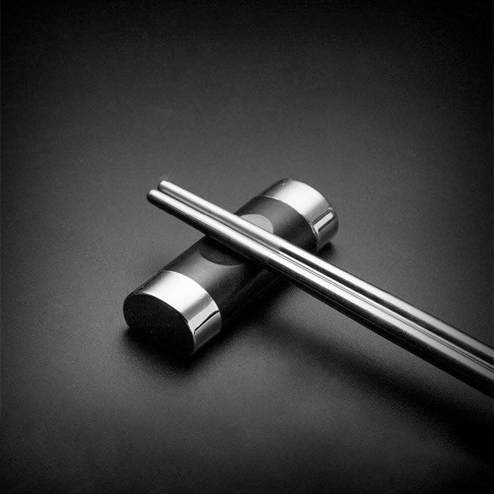 support-baguettes-chinoises-noir-et-argent