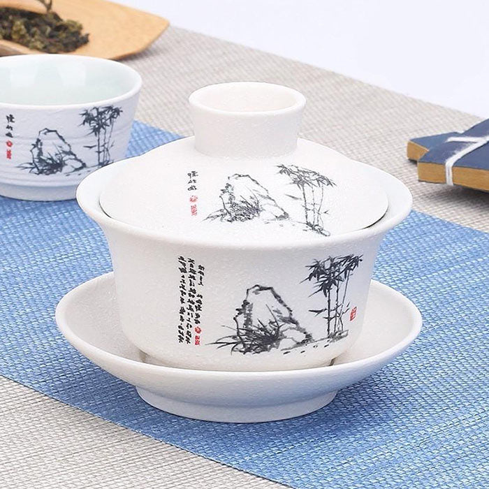 tasse-chinoise-en-porcelaine-blanche