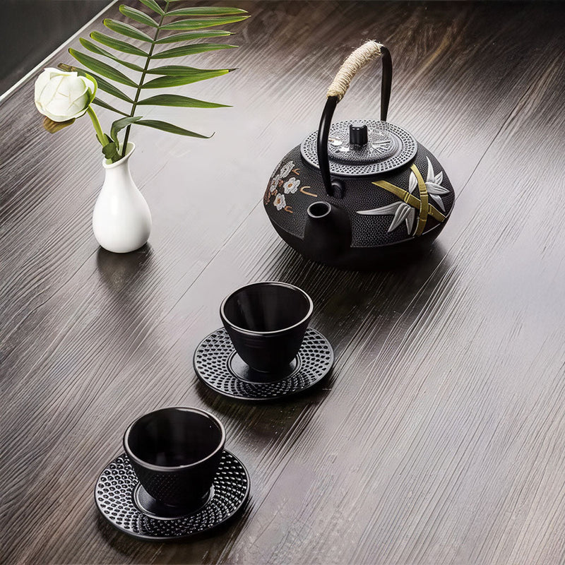 theiere-chinoise-en-fonte