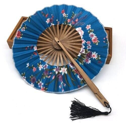 eventail-chinois-rond-a-rivures-bleu