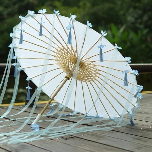 ombrelle-chinoise-blanche-ruban