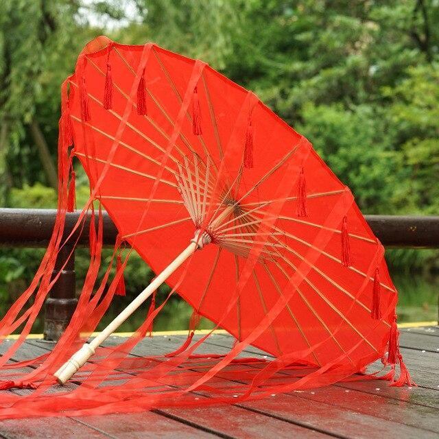 ombrelle-chinoise-rouge-rubans
