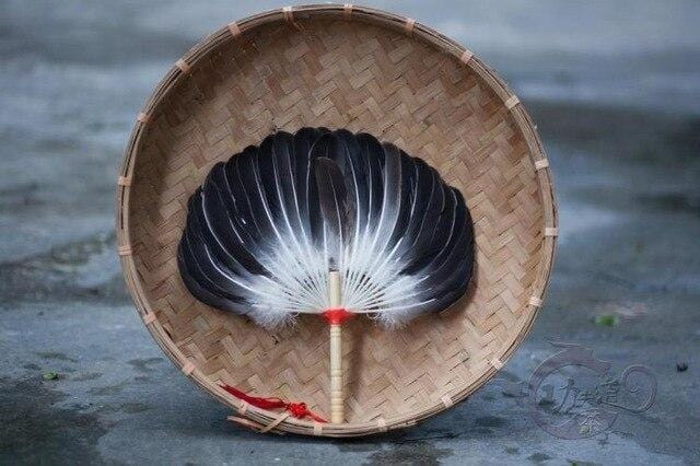 eventail-chinois-en-plume