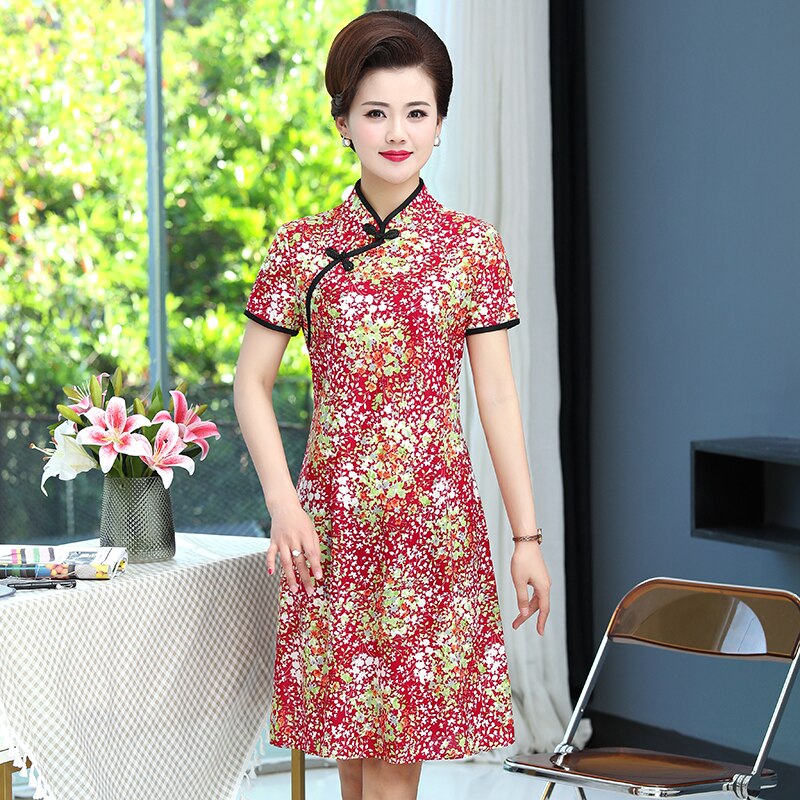 robe-chinoise-en-soie-motif-fleurs
