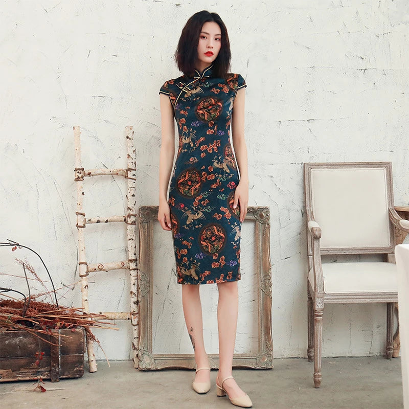 robe-chinoise-fendue-sur-le-cote