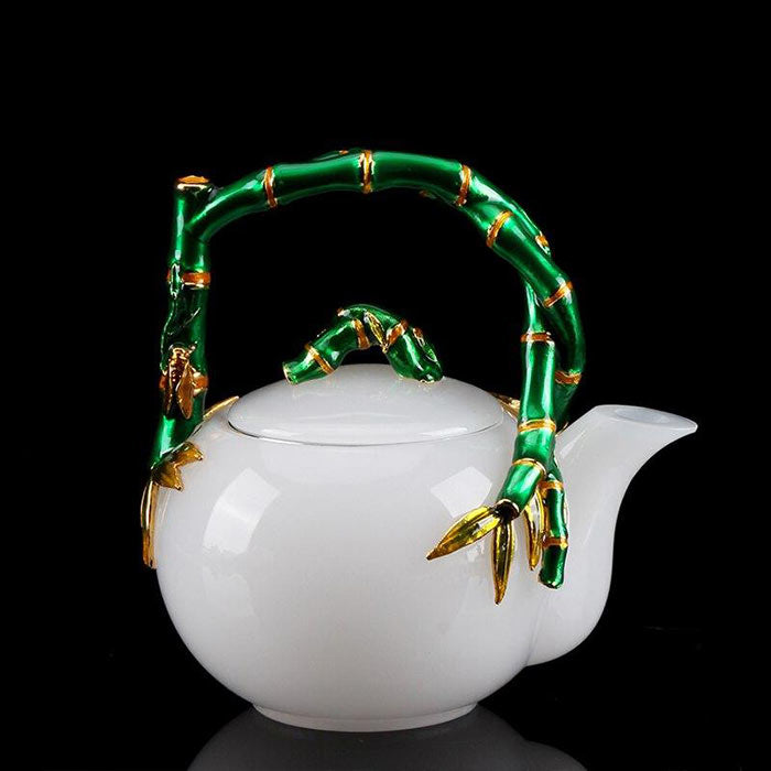 theiere-chinoise-blanche-en-porcelaine