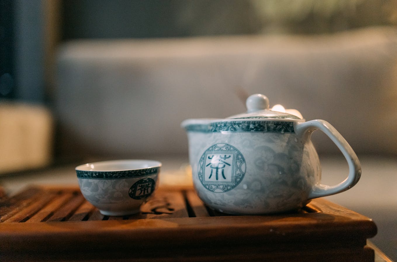 comment-reconnaitre-une-porcelaine-chinoise-ancienne-le-guide-zero-prise-de-tete