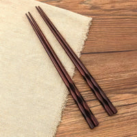 baguettes-chinoises-bambou-fonce