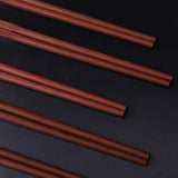 baguettes-chinoises-originales-en-bois-rouge