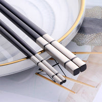 baguettes-chinoises-en-acier-inoxydable-argent