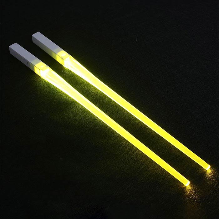Baguettes Chinoises Star Wars Lumineuses LED Jaunes