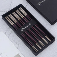 baguettes-chinoises-metallique-couleur-bordeaux