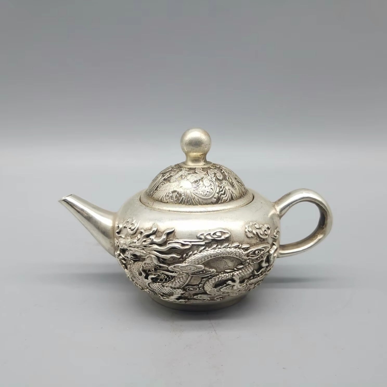 theiere-chinoise-en-argent