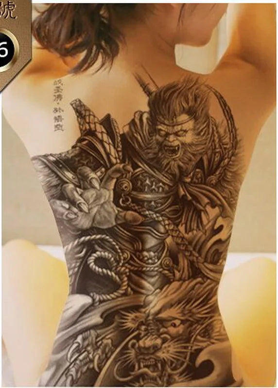 tatouage-chinois-dans-le-dos