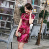 robe-chinoise-dragon-qipao-elegante