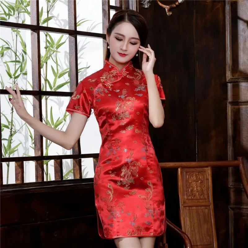 cheongsam-robe-dragon-rouge-satin