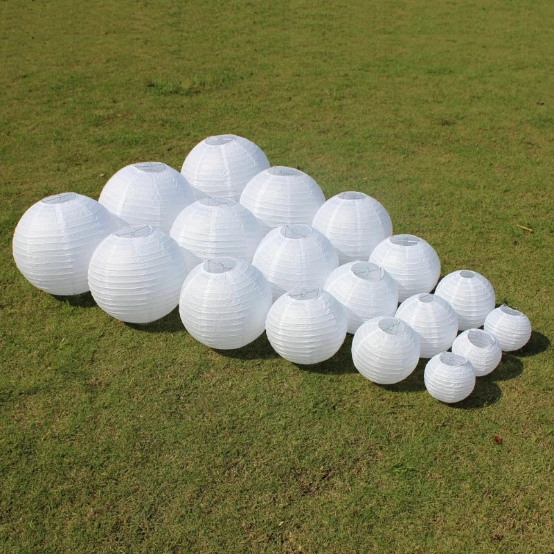 lampion-chinois-en-papier-blanc