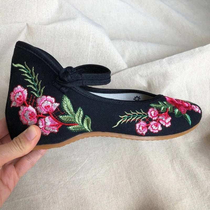 ballerines-chinoises-brodees