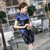 robe-chinoise-dragon-qipao-elegante