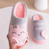 chaussons-chinois-peluche-chat