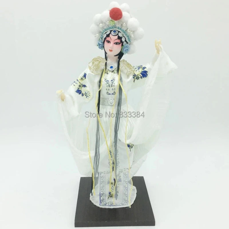 figurine-chinoise-traditionnelle-soie