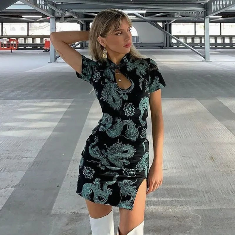 Cheongsam Robe Gothique Fente Haute