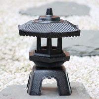 lanterne-chinoise-en-fonte