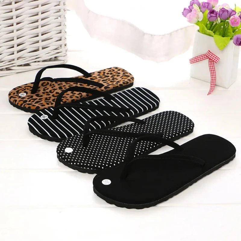 chaussons-chinois-caoutchouc-claquettes