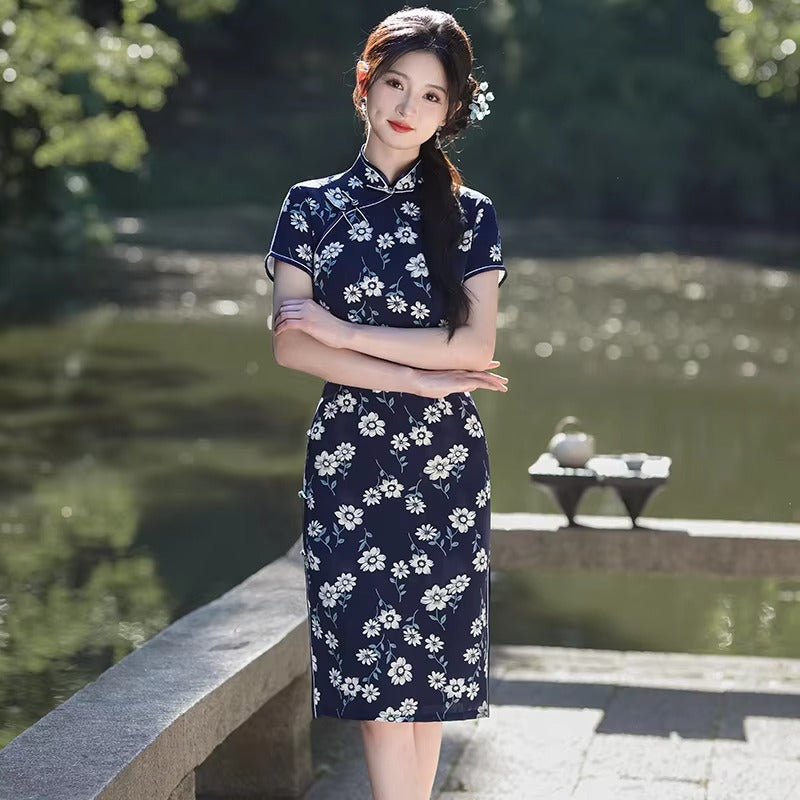robe-chinoise-bleue-marine