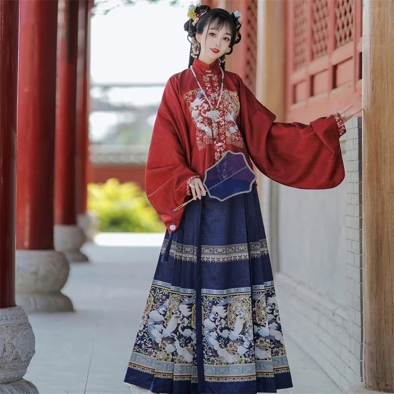 hanfu-femme-moderne-jupe-et-gilet