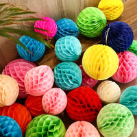 boules-chinoises-papier-fleur-pompons