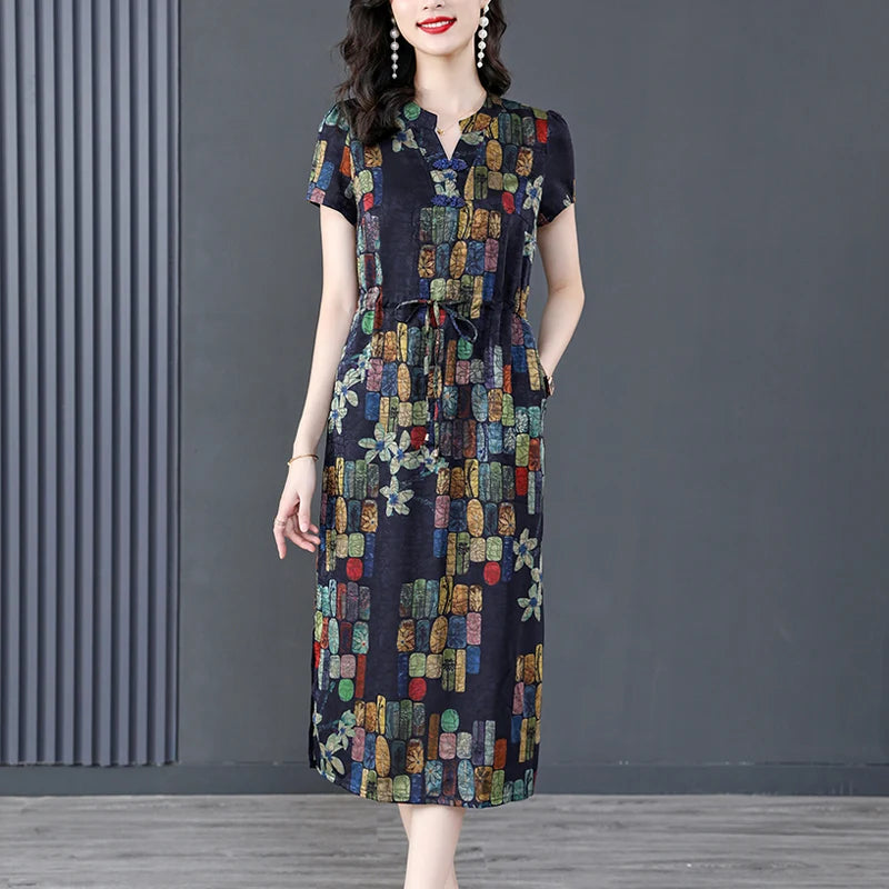 cheongsam-robe-soie-col-v-lacets