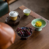 assiettes-chinoises-plateau-pied-haut