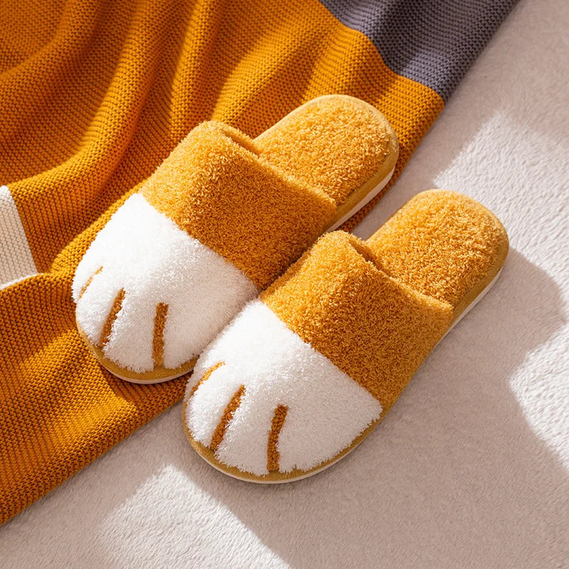 chaussons-chinois-peluche-chat-patte
