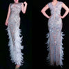 tenue-chinoise-robe-sirene-en-plumes