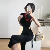 robe-chinoise-noire-manches