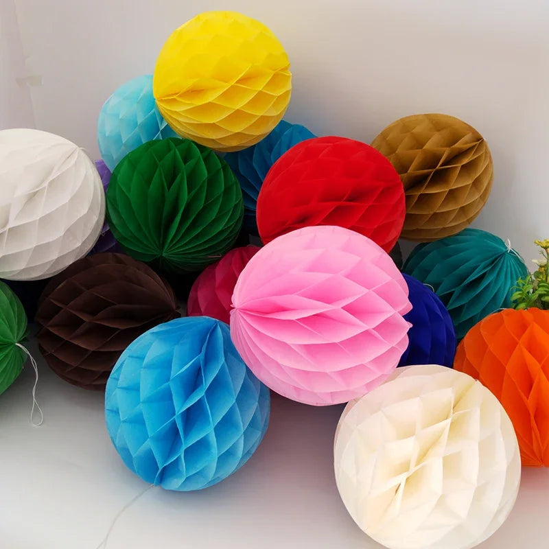 boules-chinoises-papier-fleur-pompons