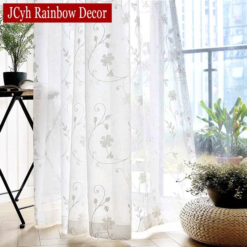 rideau-chinois-brod-blanc-cor-en