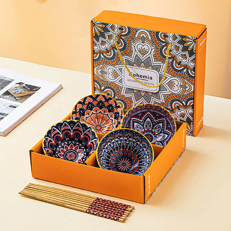 bols-chinois-peints-et-baguettes