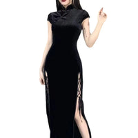 robe-chinoise-moderne-style-gothique-noir