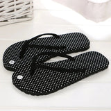 chaussons-chinois-caoutchouc-claquettes