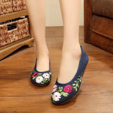 ballerines-chinoises-brodees-plates