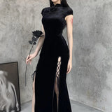 cheongsam-robe-gothique-fendue