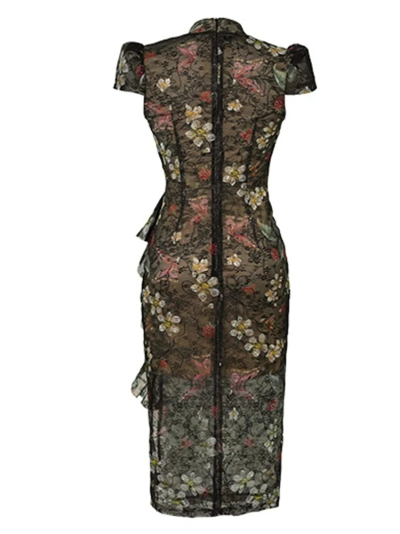 cheongsam-robe-dentelle-et-fentes