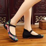 ballerines-chinoises-en-toile-brodee