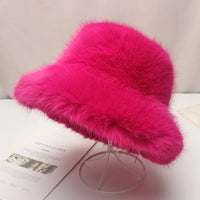 chapeaux-chinois-seau-en-peluche
