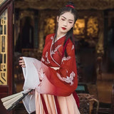 robe-chinoise-rouge-fille-danse